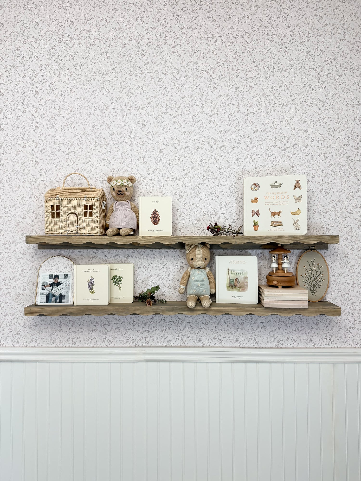 Scarlett Wallpaper by Elfi Yang