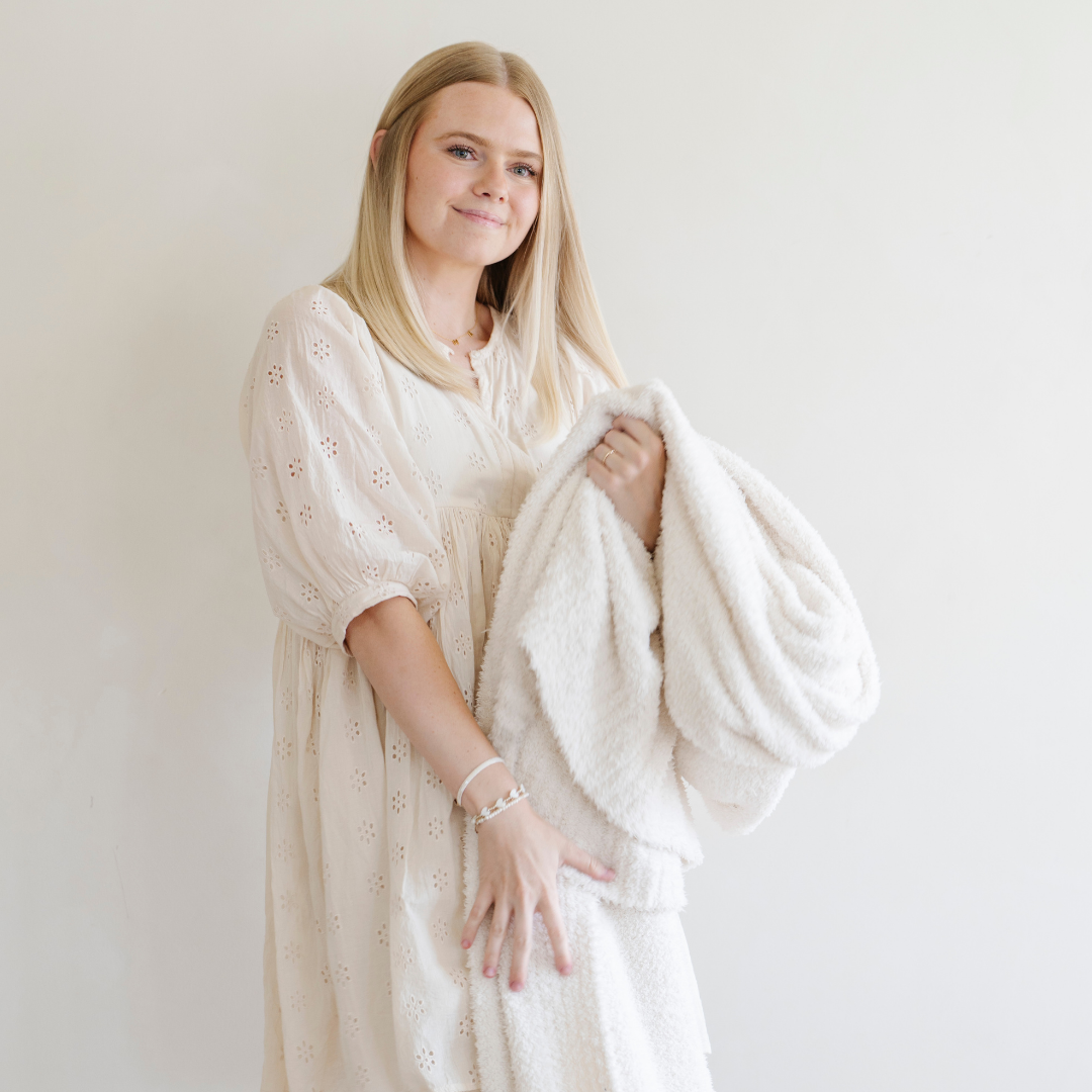 BAMBONI® THROW BLANKETS