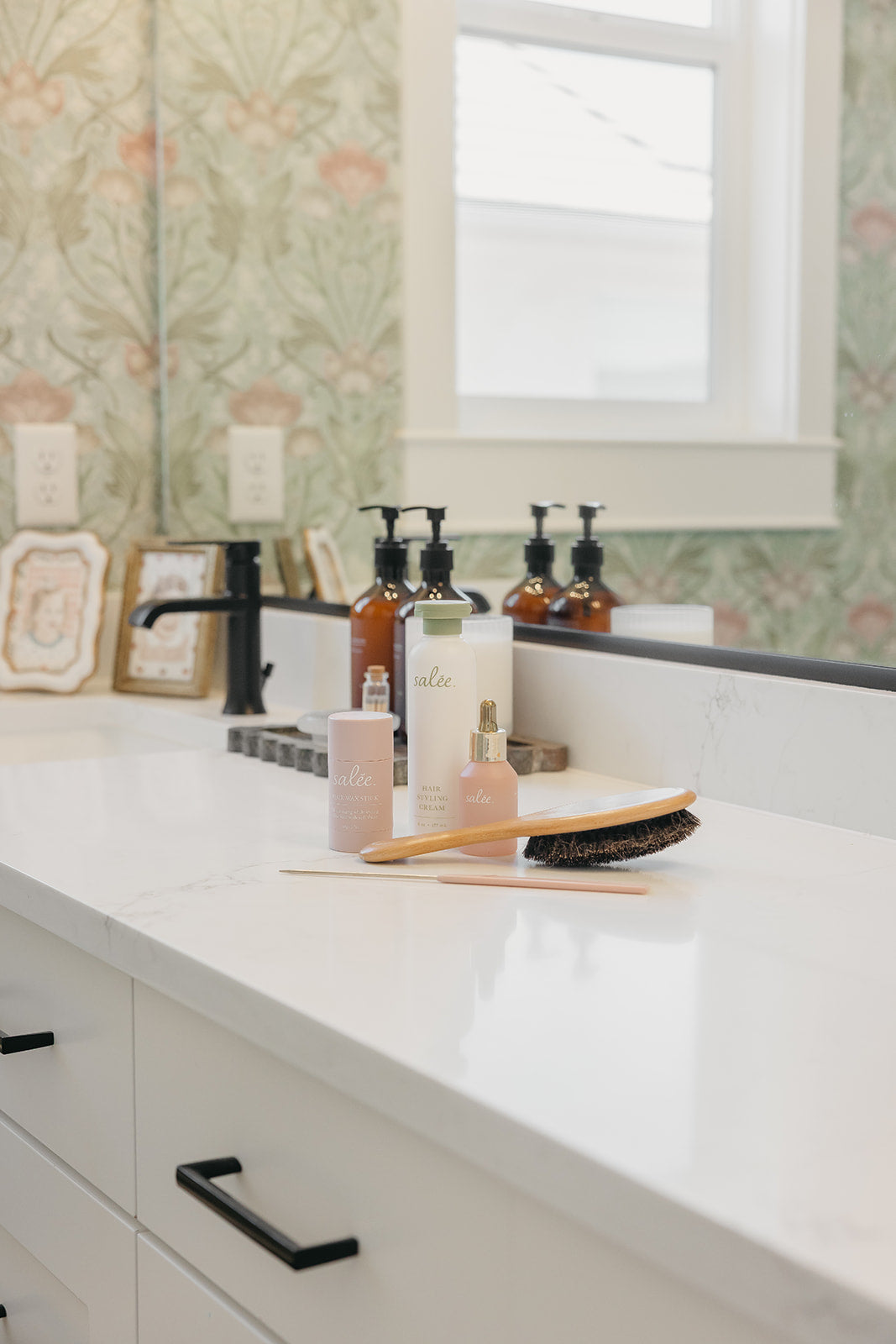 Morris Wallpaper by Aynsley Ovard x Bloomery Decor