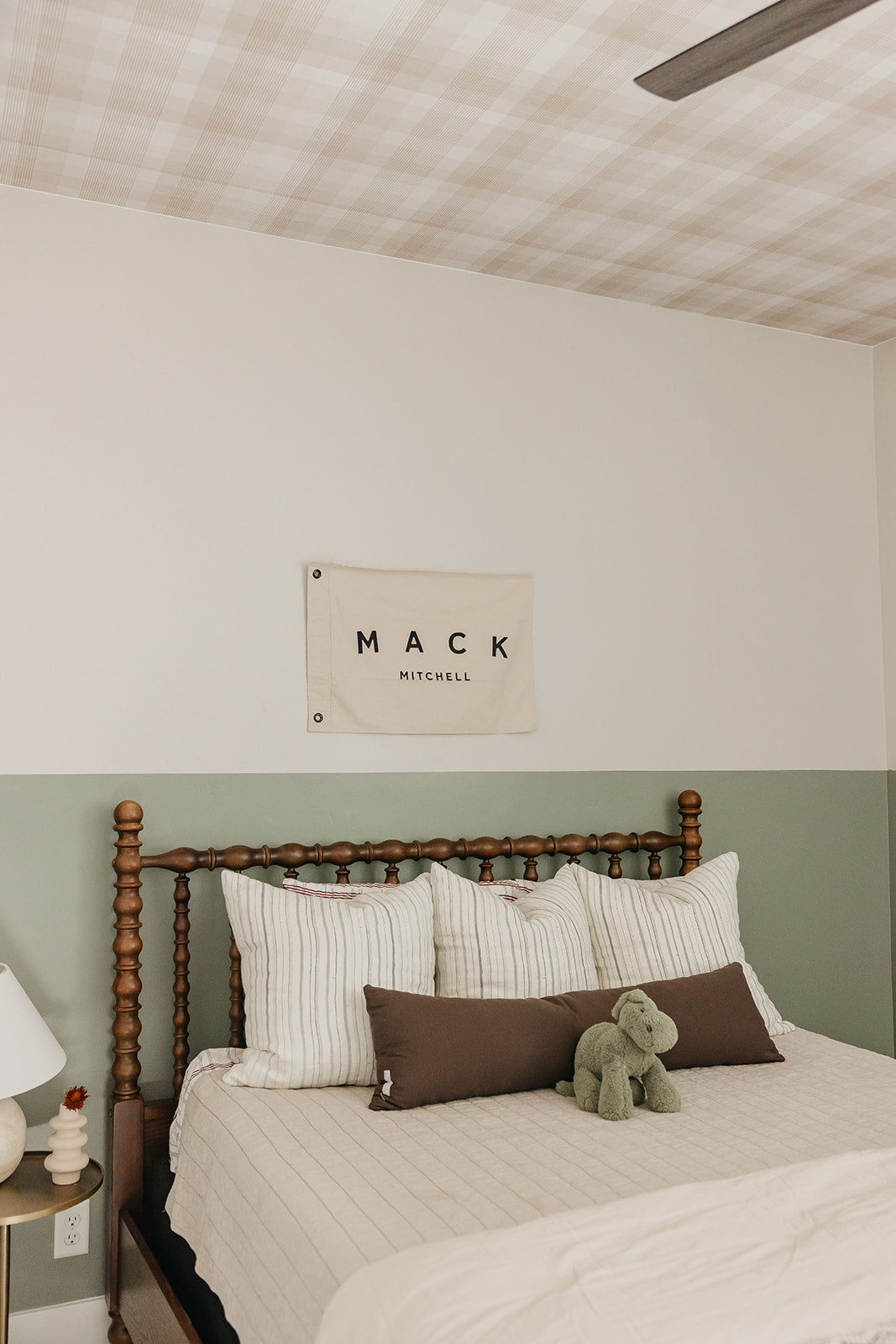 Mack Wallpaper by Aynsley Ovard x Bloomery Decor