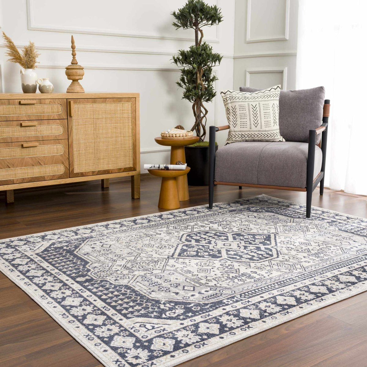 Cabacungan Cream &amp; Gray Washable Area Rug