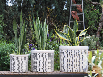 Crock Jar Planter By Plantatorem