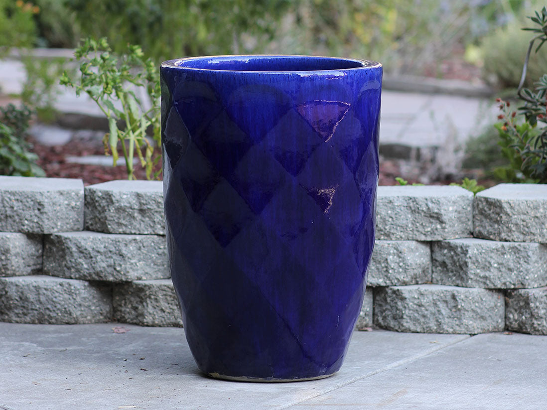 Medium High Diamond Planter - Set of 3 By Plantatorem