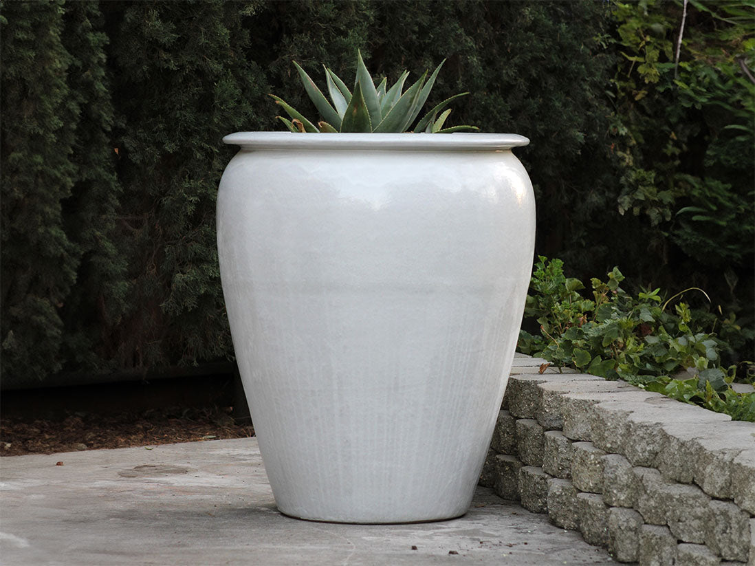 Urn Smooth Finished - Set of 2 By Plantatorem