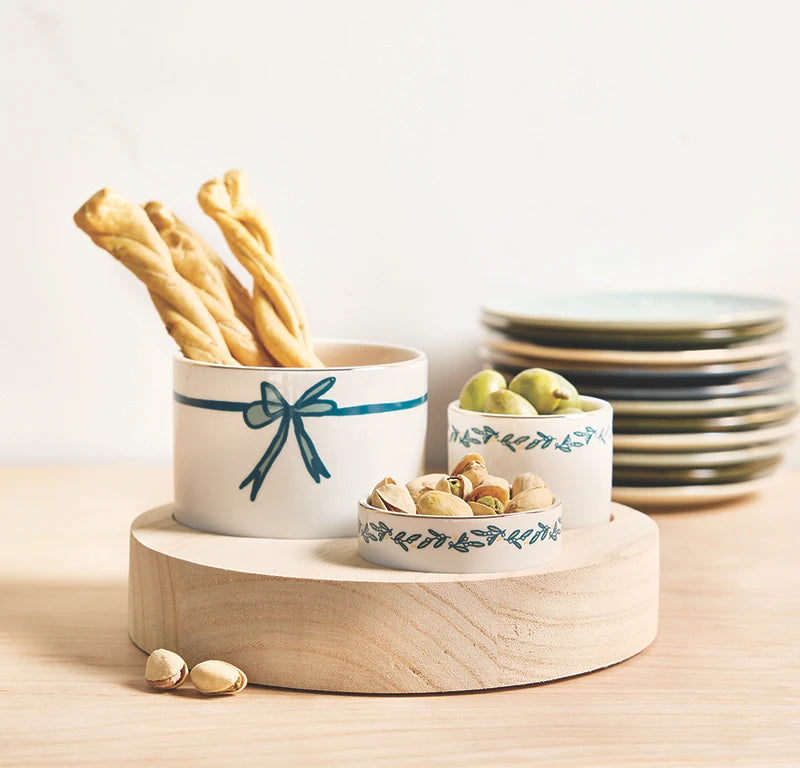 Trio Ceramic Bowls With Wood Base - Blue Bow