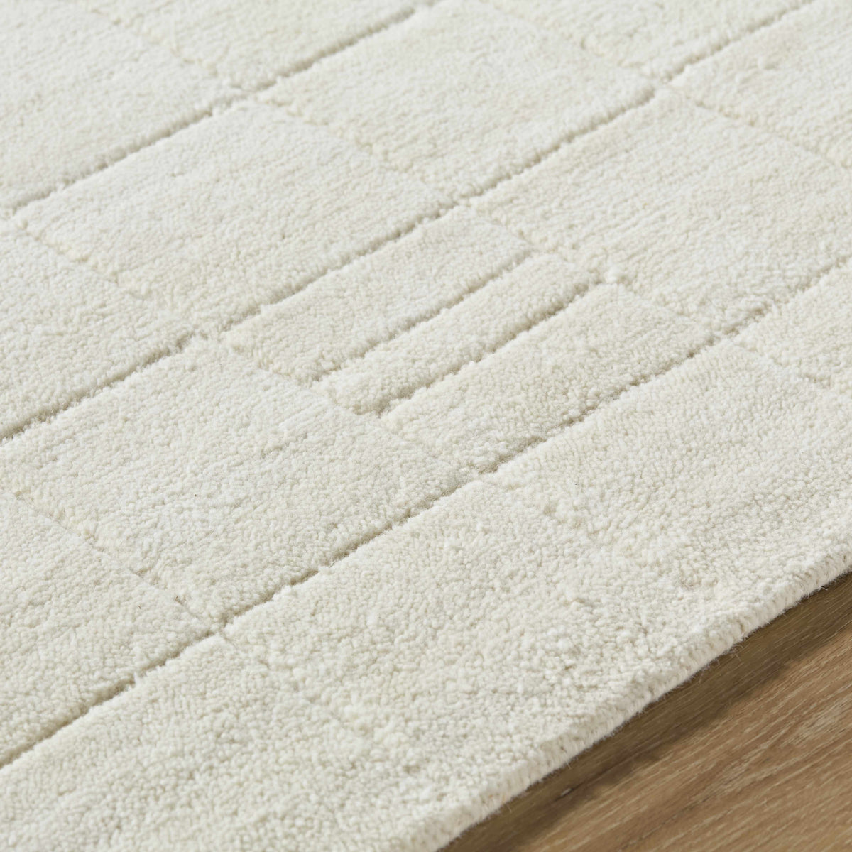Tuuka Silver Beige Area Rug - Clearance