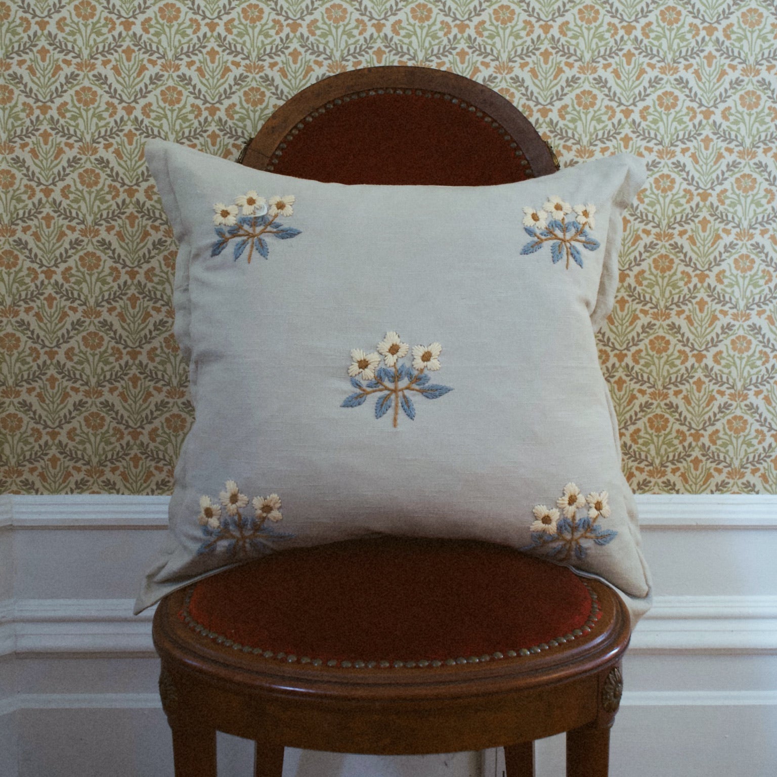 Florence Pillow (Natural)