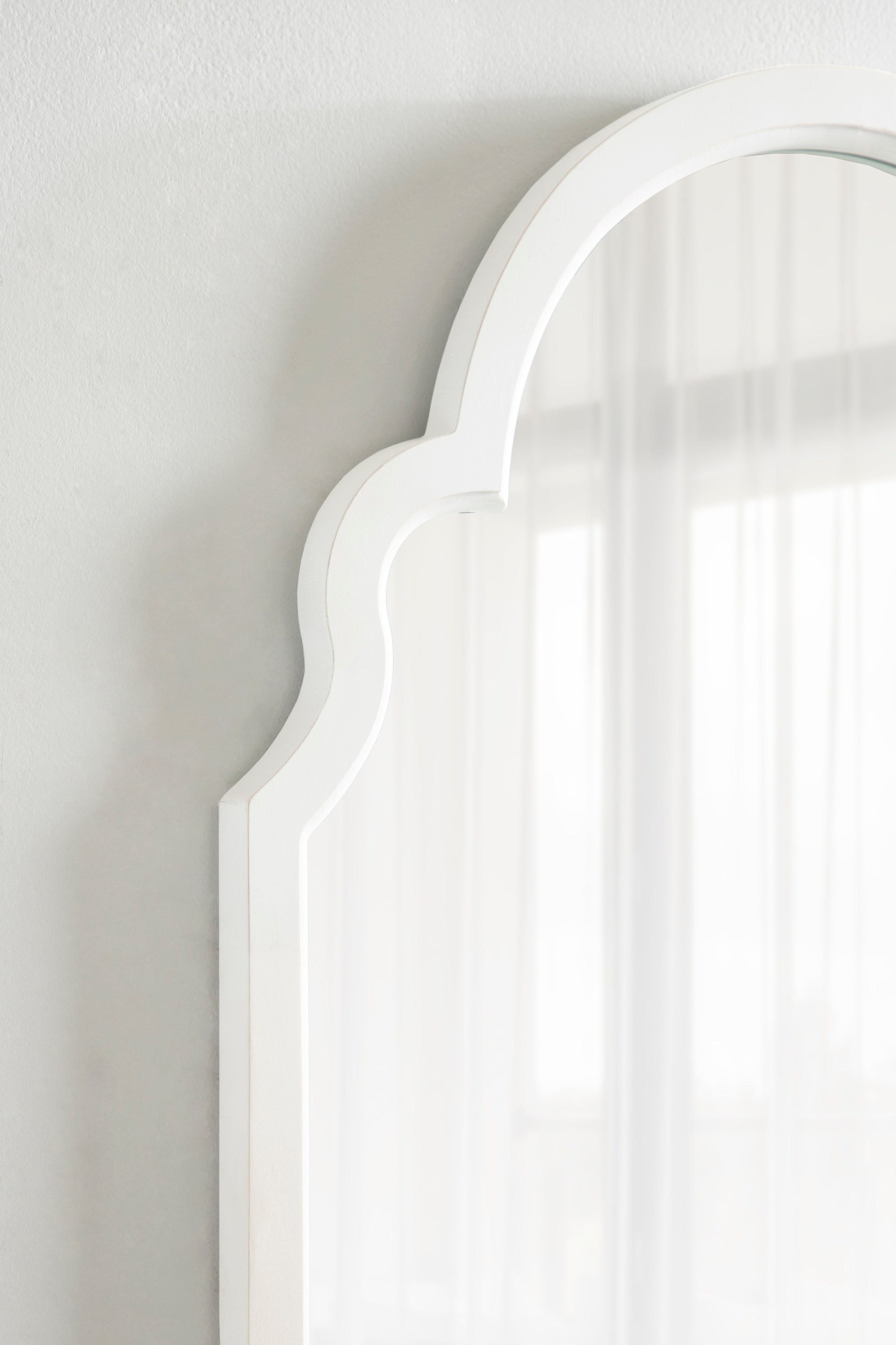 Hogan Arch Framed Mirror