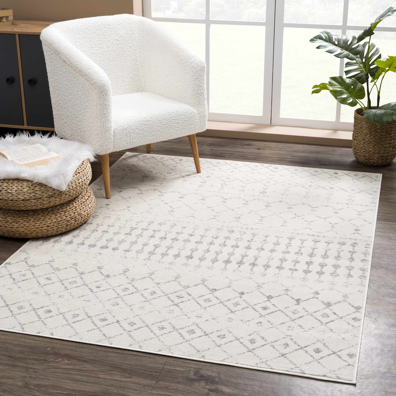 Tigrican Ivory 2331 Area Rug - Clearance
