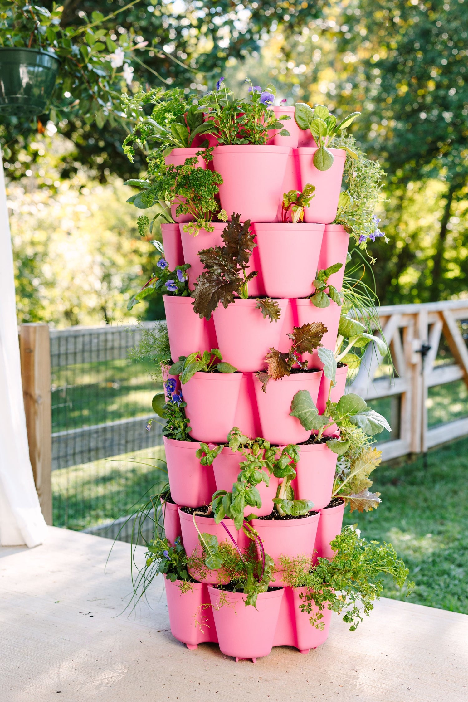 7 Tier GreenStalk Garden Leaf Vertical Planter - Basic Texture
