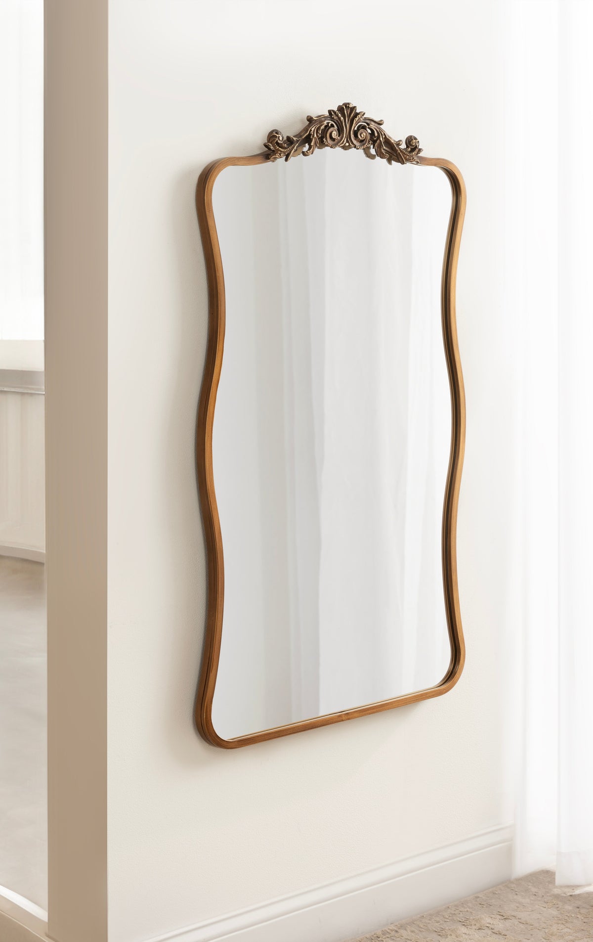Arendahl Wavy Mirror
