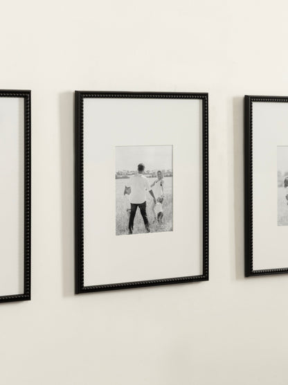 Adlynn Beaded Photo Frame Set