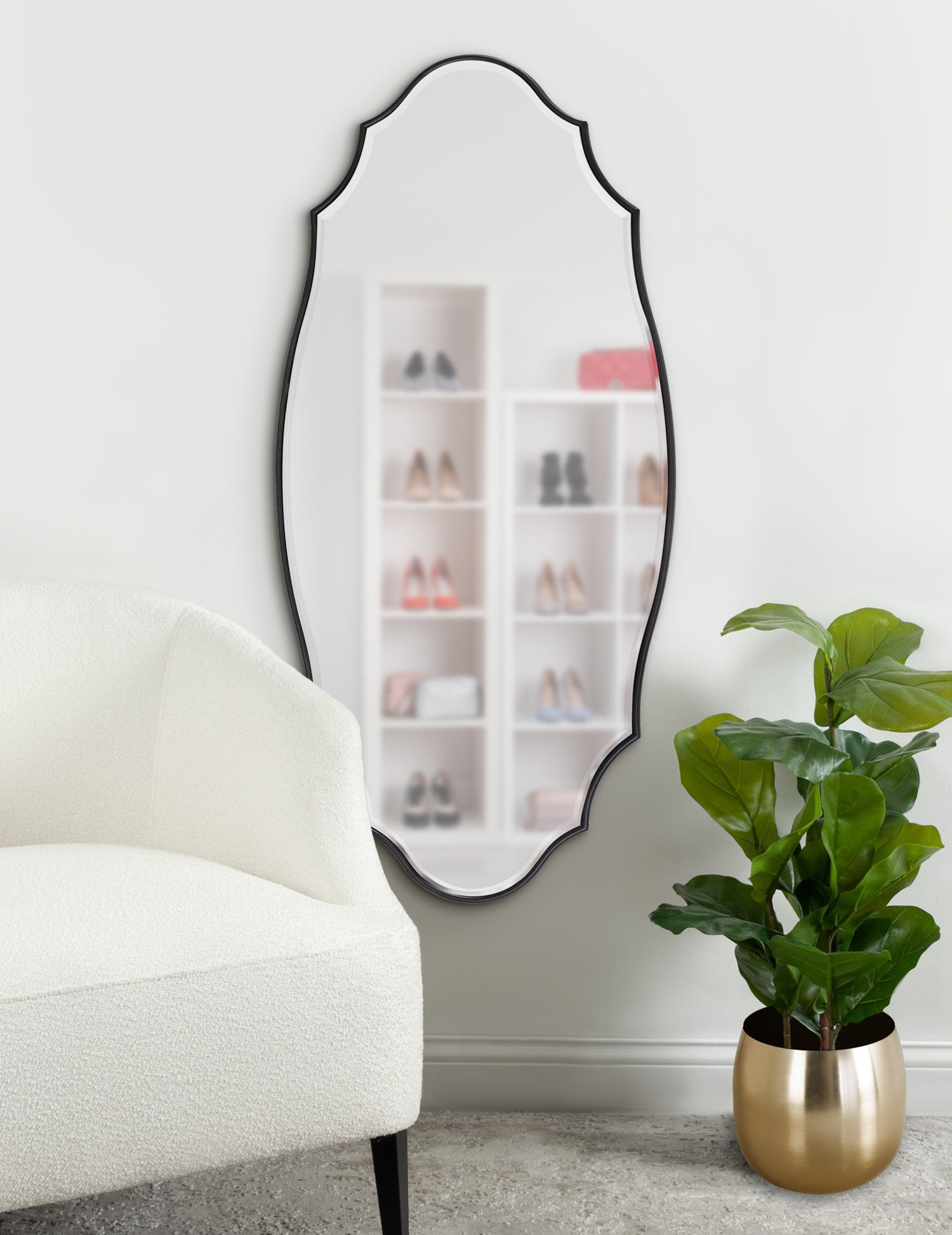 Leanna Scalloped Oval Wall Mirror