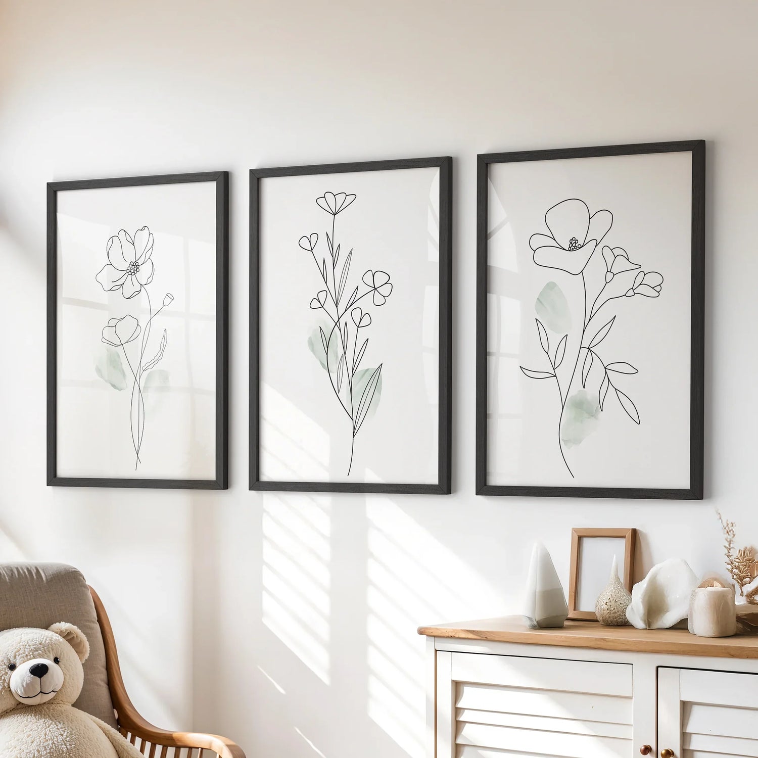 Modern Botanical Line Art Decor. 3 Piece Floral Print Set
