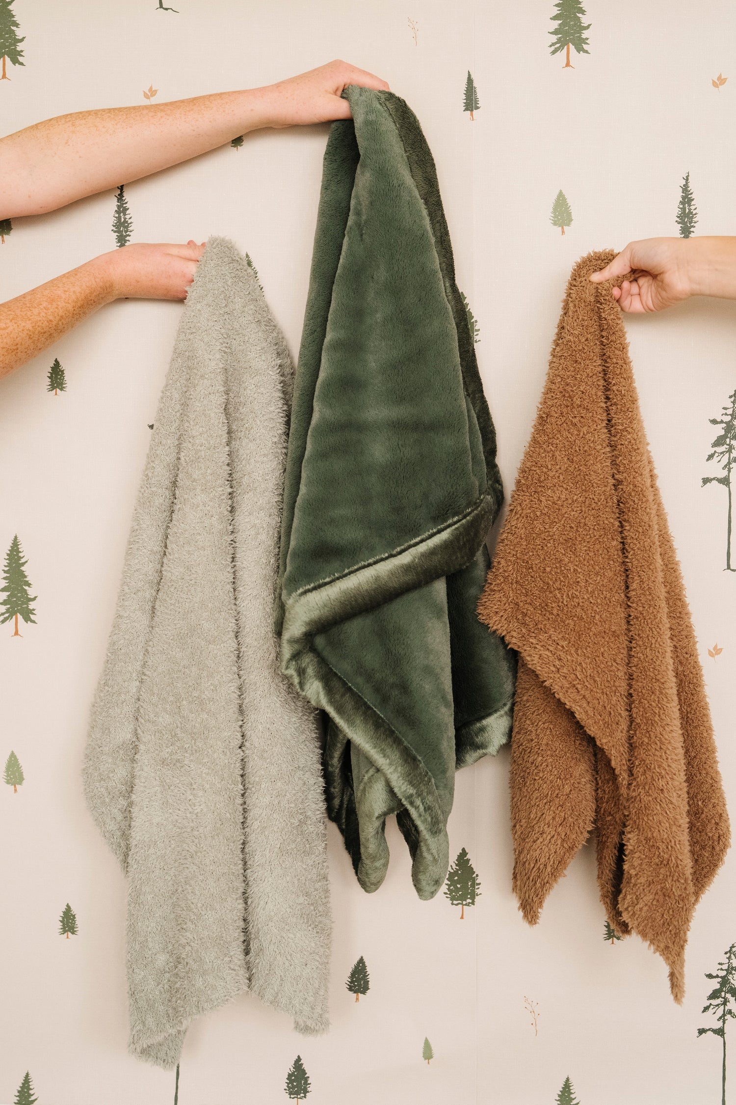 Pine Wallpaper by Saranoni