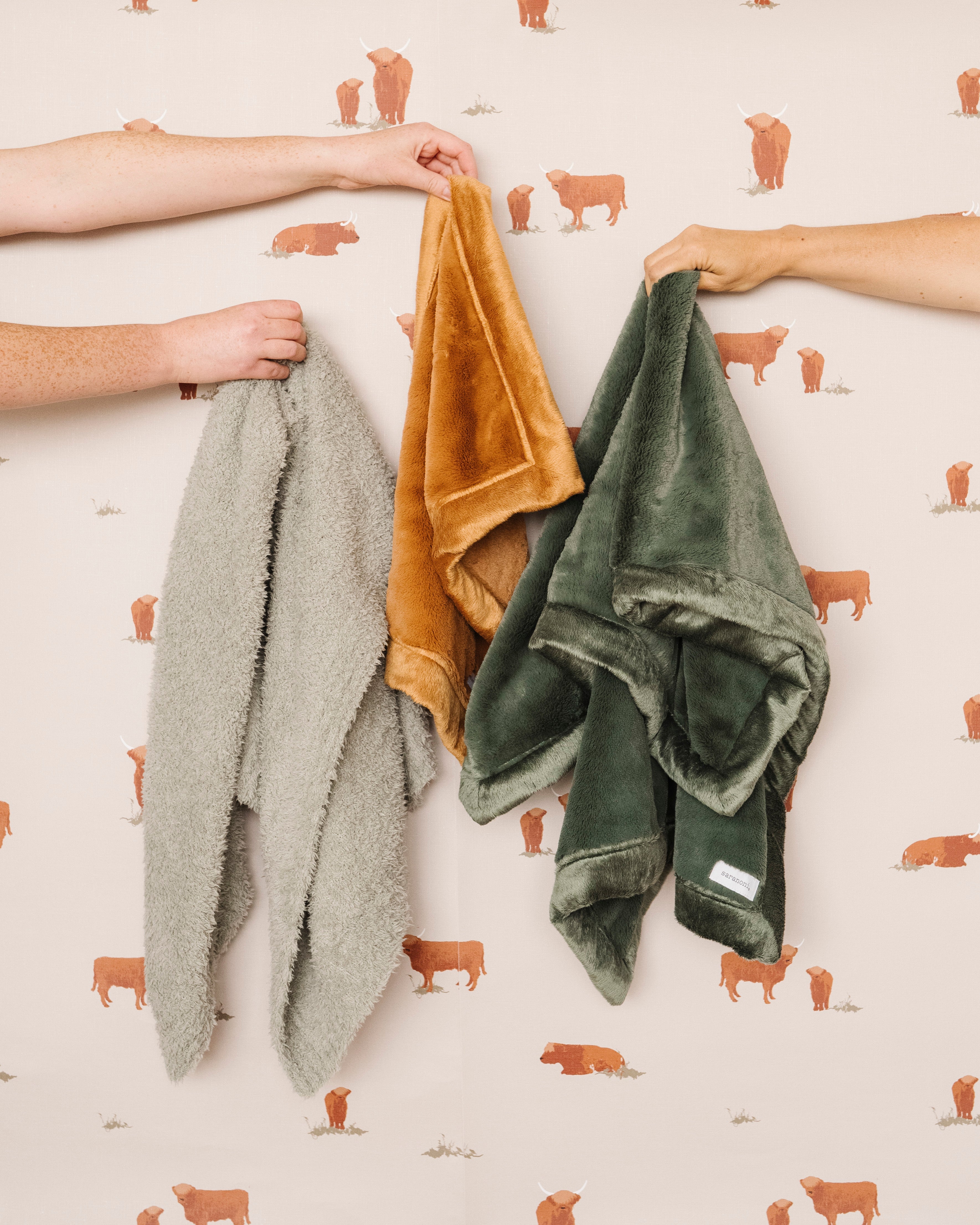 Cow Wallpaper by Saranoni