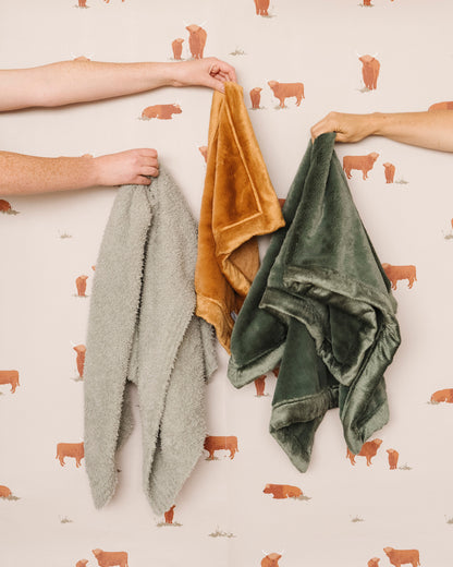 Cow Wallpaper by Saranoni