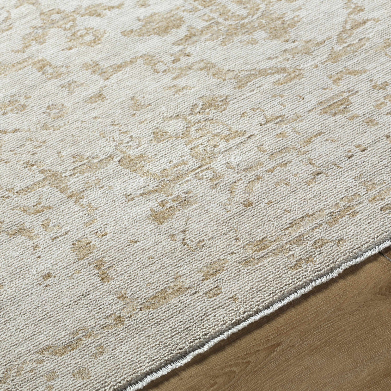Sunee Luxe Rug