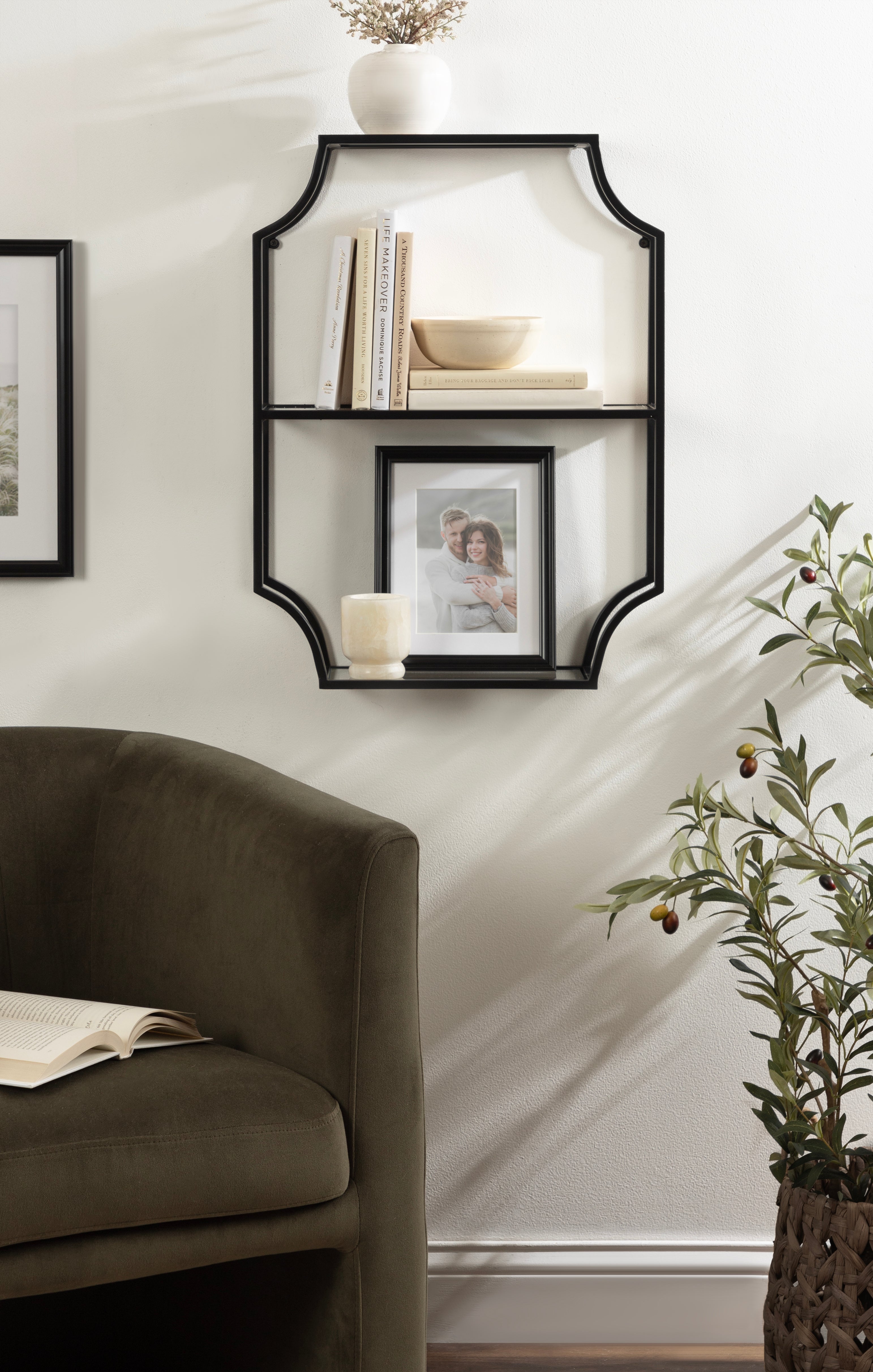 Ciel Metal Wall Shelf