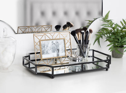 Ciel Metal Mirrored Scalloped Decorative Tray