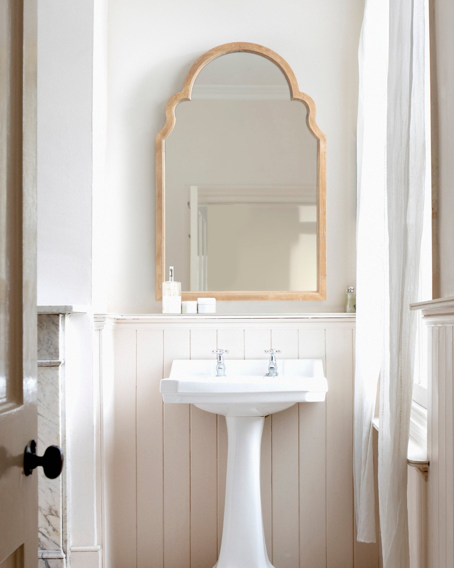 Hogan Arch Framed Mirror